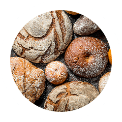 Variété de pains artisanaux frais